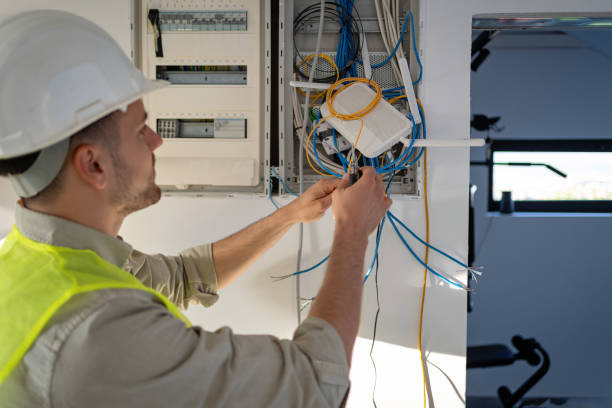 Best Affordable Electrician  in Cleveland Heights, OH